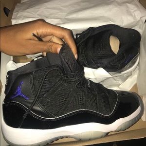 Air Jordan Space Jam 7Y boys / 9 Womens